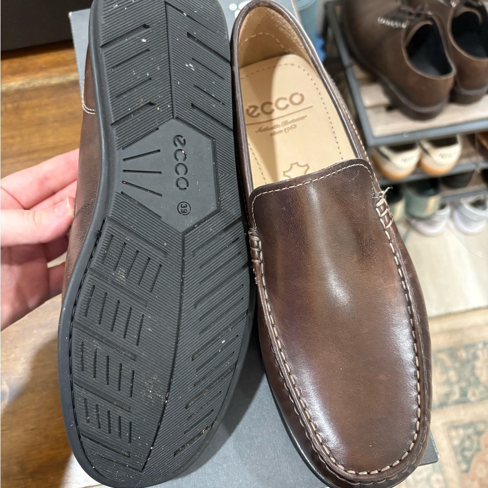 Ecco Men's Dark Brown Leather Slip-Ons - Picture 3 of 6